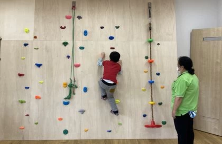 放課後等デイサービス湯癒亭